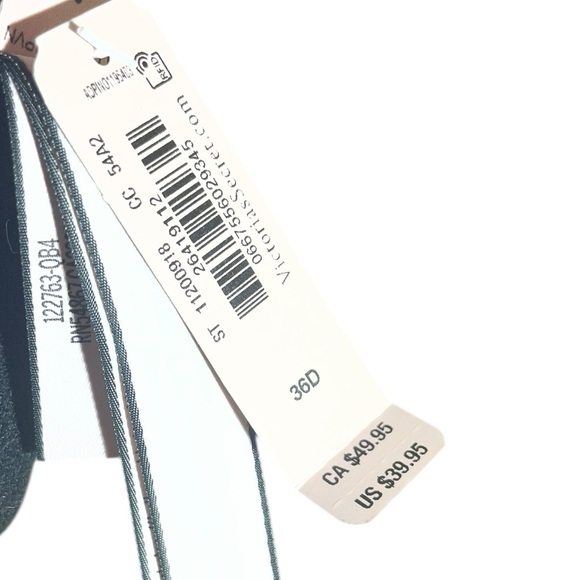 Victoria's Secret Black Lace Bra - Picture 4 of 5